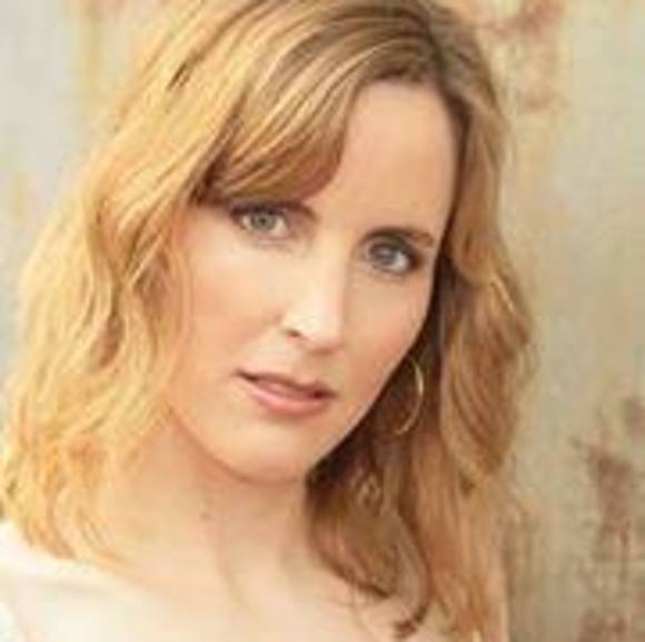 Meet your Posher, Andrea - Picture 1 of 1